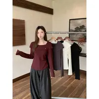 2025秋装新款胖mm大码女甜美设计感荷叶边方领长袖针织上衣