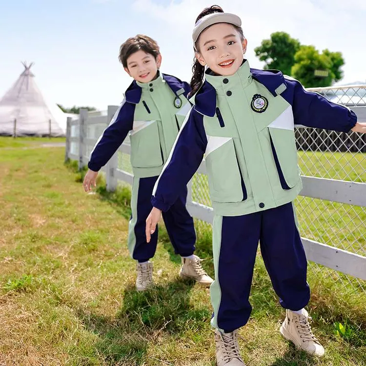 范哲萨小学生校服秋冬款冲锋衣三件套幼儿园园服秋季套装儿童班服