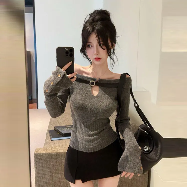 法式纯欲风辣妹一字肩镂空长袖上衣女秋季新款开叉包臀短裙两件套