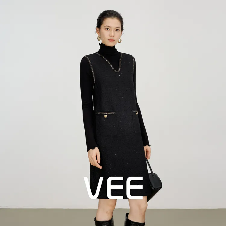 VEE【巴黎之梦】2025新款黑色连衣裙轻奢小众小香风V领无袖裙子女