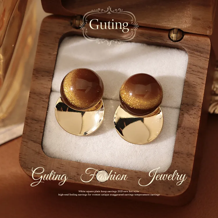 铜合金耳饰 18838金属圆片耳钉轻奢高级感耳环金色美拉德耳饰女