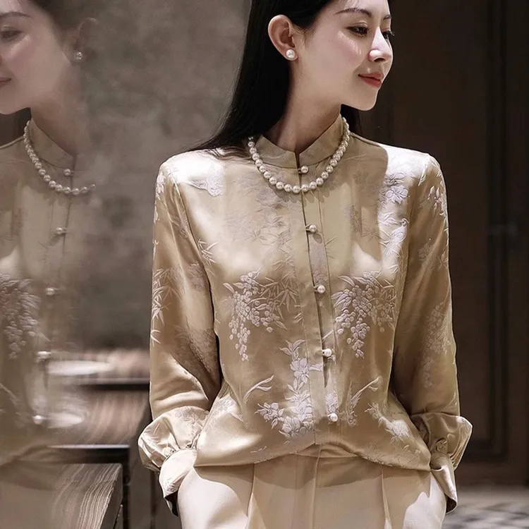 醋酸缎面衬衫女春秋新款宽松新中式国风提花钉珠立领盘扣长袖上衣