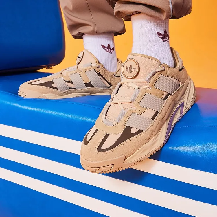 （直播断码专属）正品阿迪达斯男女款复古百搭运动休闲跑步鞋ID1118