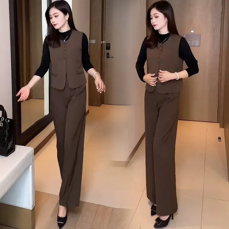 秋季新款网红套装长袖显瘦气质洋气女神范时尚休闲减龄马甲三件套