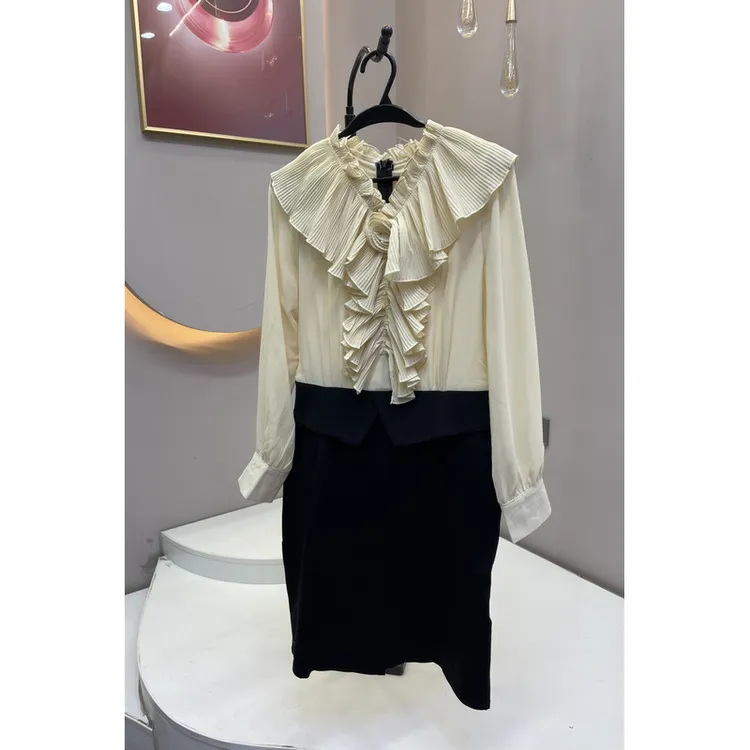 单条连衣裙合计时尚洋气遮肉显瘦2025