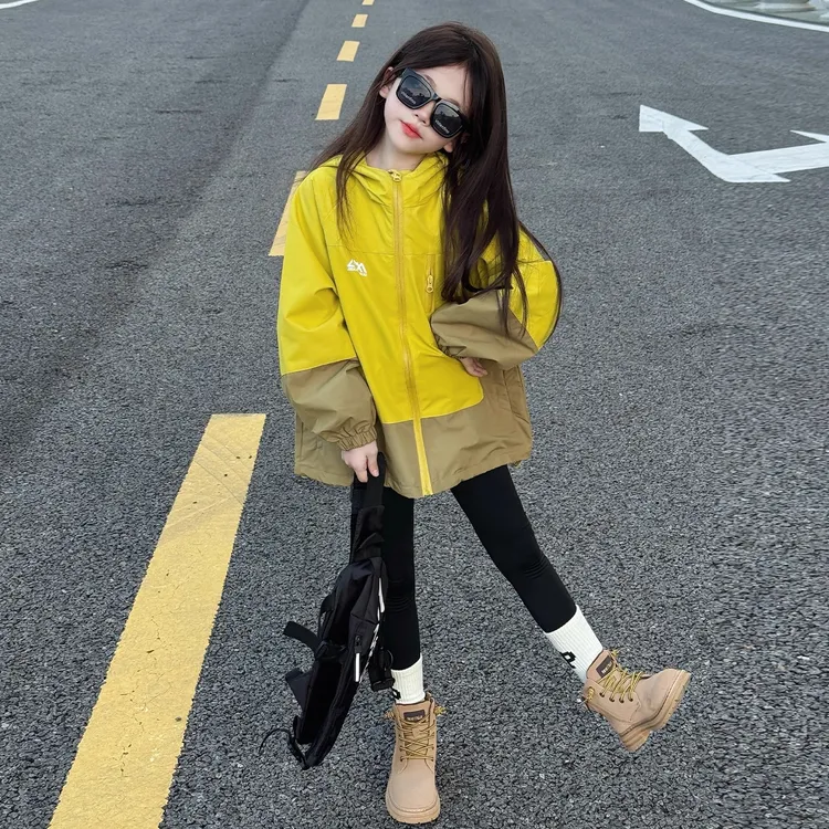 女童超好看韩系外套2025新款女孩洋气炸街秋装儿童运动拼色冲锋衣