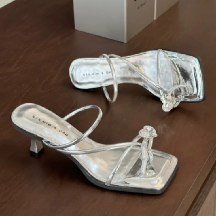 法式水钻拖鞋性感优雅气质百搭时尚款细跟鞋子女款潮牌百搭