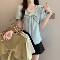 清2025夏装款胖mm大码蝴蝶结V领正肩短袖T恤设计感镂空上衣64799