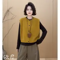 欧尼私服 2025秋季新款单排扣针织马甲叠穿百搭休闲上衣2509C6129