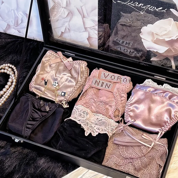 轻奢设计感纯欲蕾丝女士内裤性感法式风格适合送女友