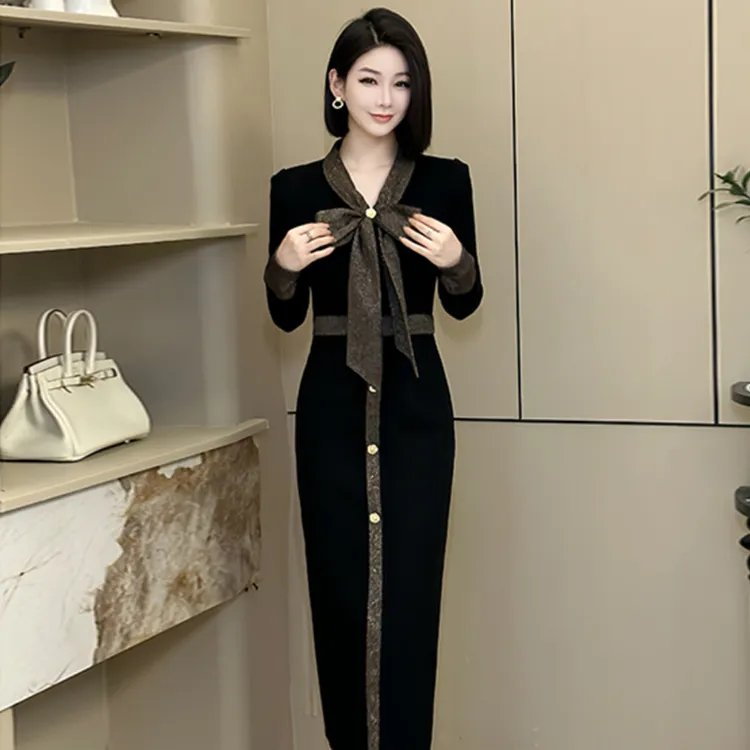 气质名媛高端女神范高级感法式小香风打底连衣裙女D0047