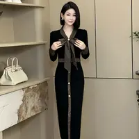 气质名媛高端女神范高级感法式小香风打底连衣裙女D0047
