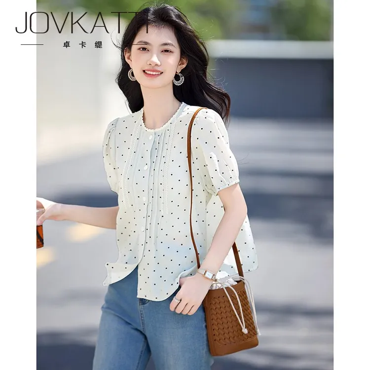 波点压褶设计感圆领衬衫女夏季新款灯笼袖小衫薄款单排扣上衣