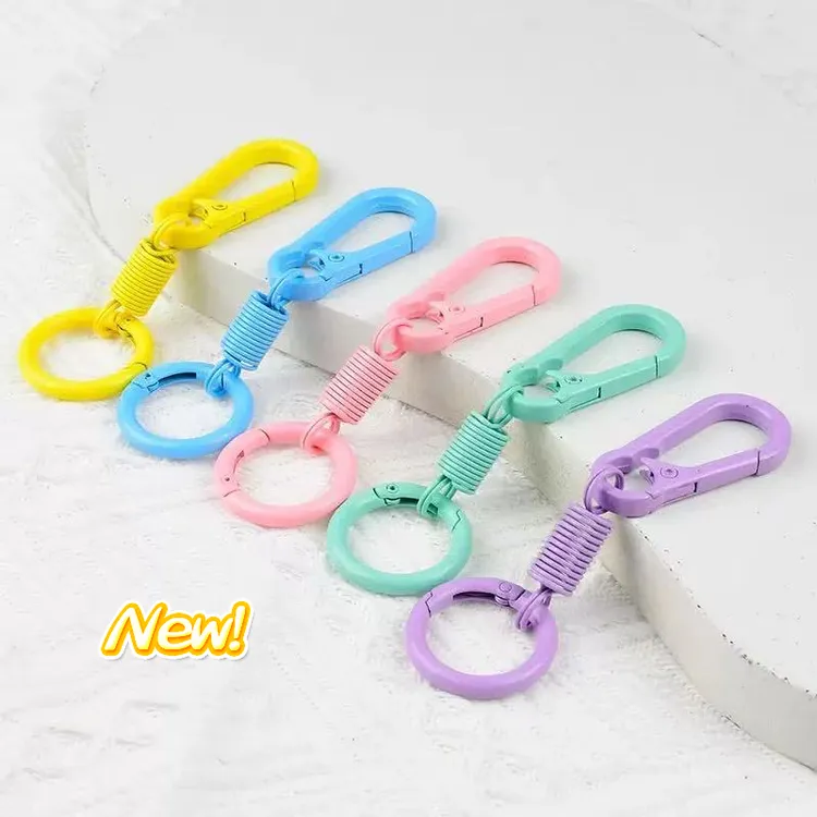 【到手2个】马可龙多彩弹簧钥匙扣登山扣书包个性时尚多用途钥匙扣