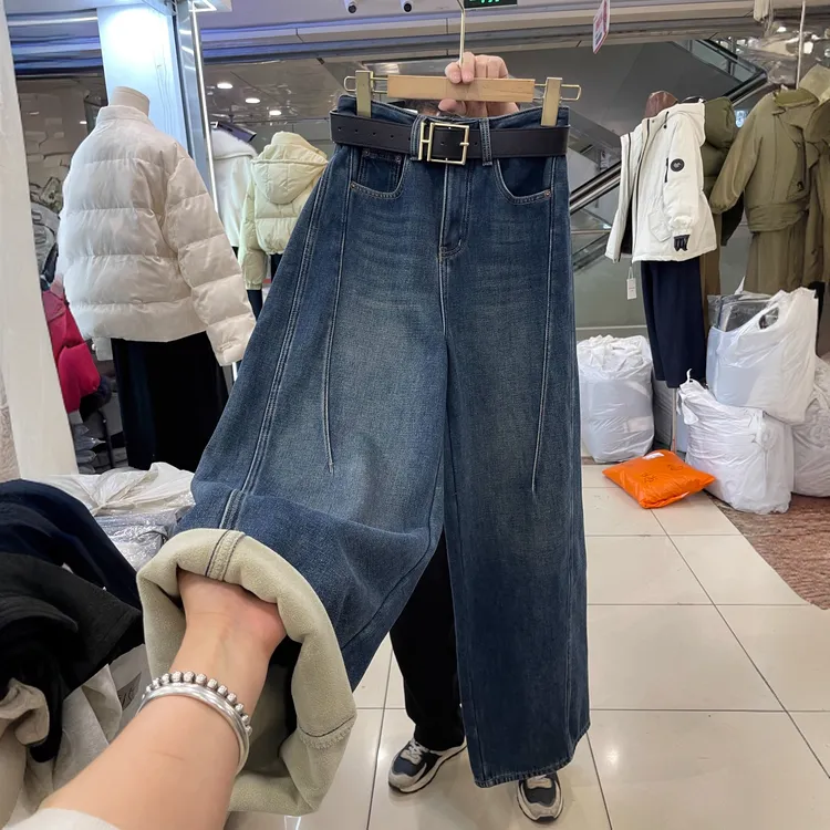 加绒柔软面料阔腿牛仔裤女欧洲站2025冬新款深蓝色女装弯刀裤子潮