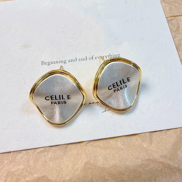 铜合金耳饰 高端撞色波浪字母定制轻奢耳钉气质百搭~质感耳饰 A51