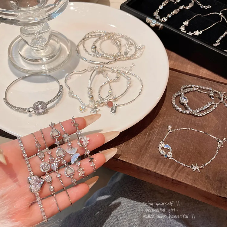 合金亚克力手链 韩系爆款小众高级感女百搭气质精致爱心蝴蝶结