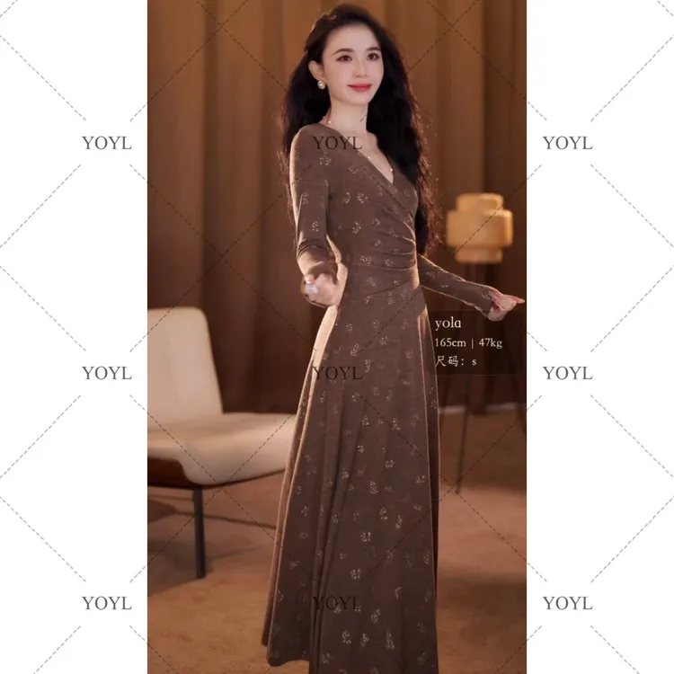 【yola】金玫瑰秋冬新款高级法式气质显瘦A摆连衣裙-YL11887