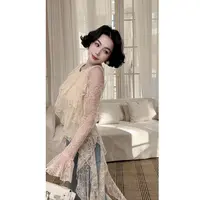 LYXJ【泡芙小姐】蕾丝上衣2025夏季新款修身显瘦裆领蕾丝约会上衣