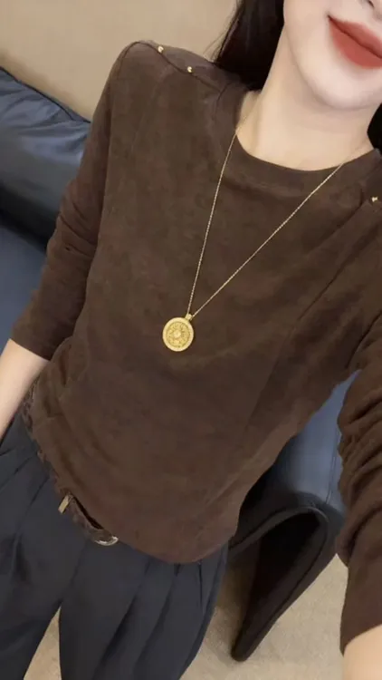 次日发！2025精选【慵懒f调性】秋季百搭钉钉时尚气质修腰小上衣