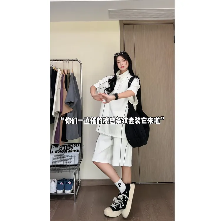 夏季冰感条纹设计套装短裤情侣男T恤休闲运动时尚复古工装风显瘦