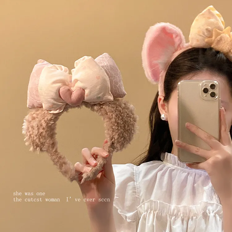 卡通可爱咖色毛绒耳朵蝴蝶结发箍女高级感洗脸头箍游乐园拍照发饰