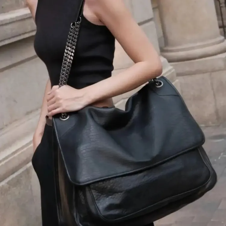 暗黑机场大流浪包包时尚休闲百搭韩版女士通勤大托特斜挎包1130