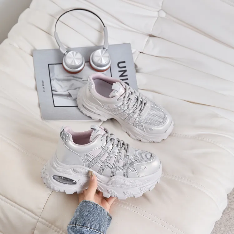 大码女鞋时尚气质减龄百搭透气秋季新款65128