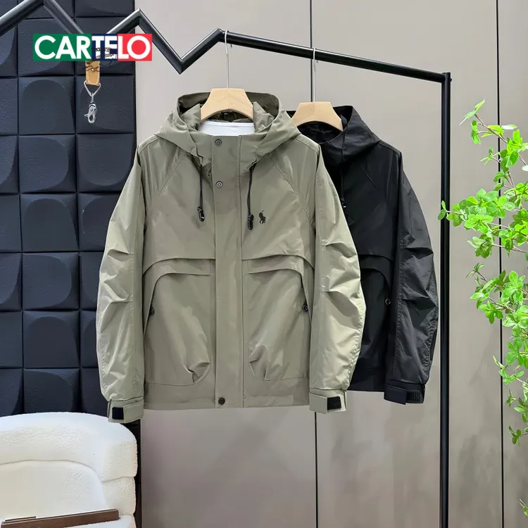 卡帝乐鳄鱼秋季新款男士连帽夹克上衣户外冲锋衣痞帅休闲宽松外套