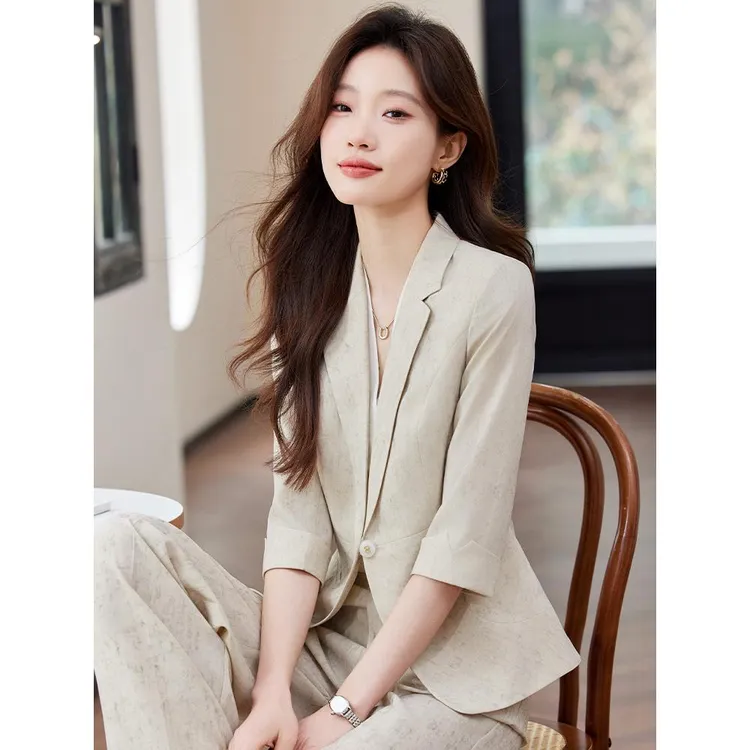 杏色西装女士中袖时尚高级气质女神范职业装西服夏季薄款休闲外套