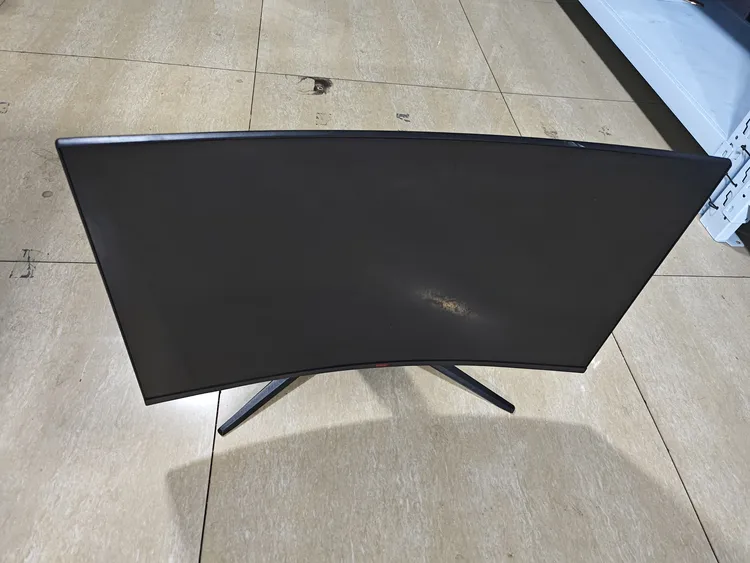 9新 HKC/惠科 9新 HKC/惠科 32英寸165HZ电竞曲面高刷显示器游戏