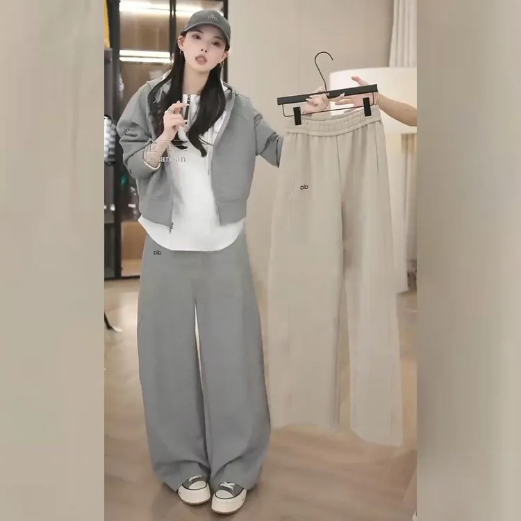 休闲运动套装女秋季新款修身短款卫衣内搭白色背心阔腿长裤三件套