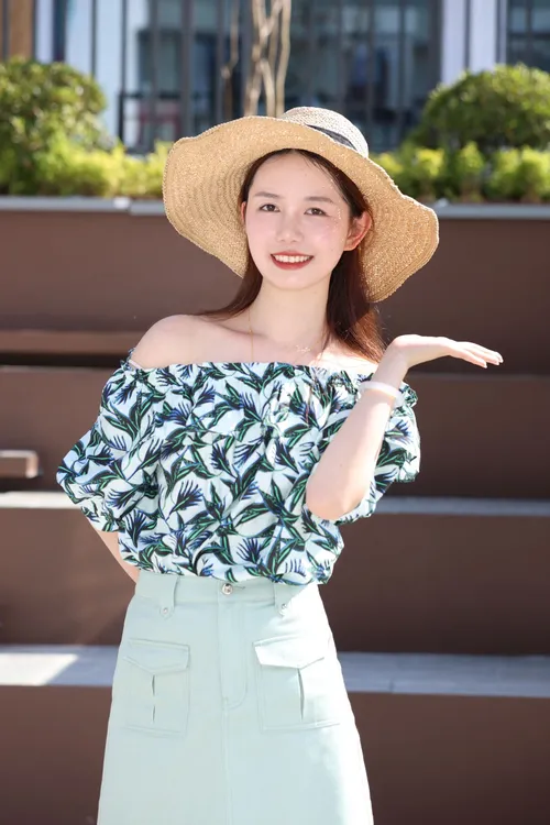 2025夏季新品碎花衬衫洋气时尚