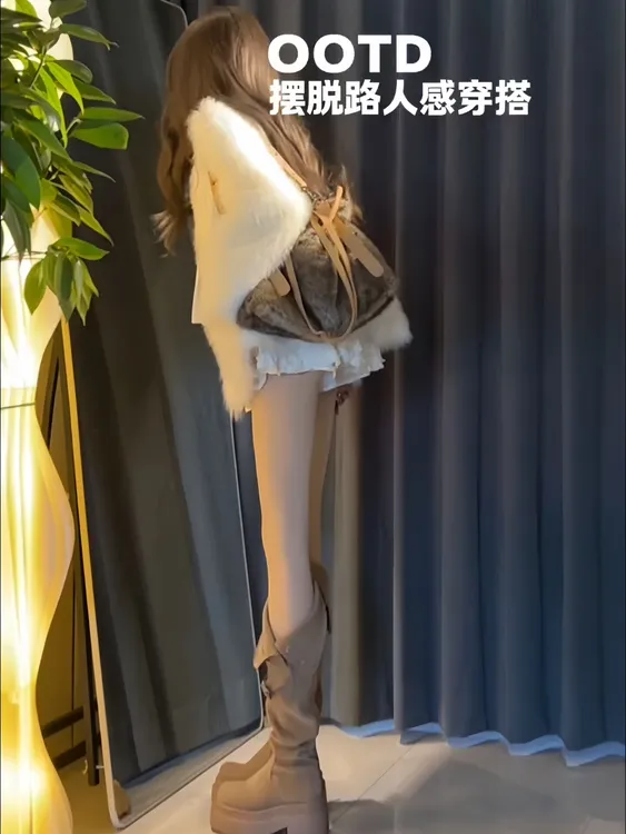皮毛一体双排扣毛毛外套女装秋冬季新款飘带衬衫+蓬蓬短裙两件套