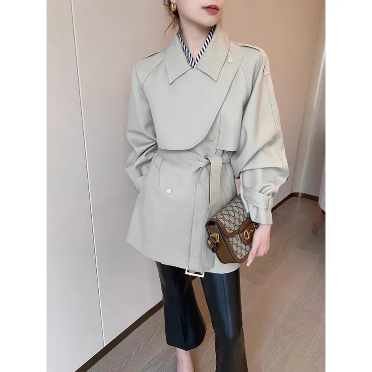 0378春季2025新款复古斗篷风衣外套女设计感中长款小个子大衣
