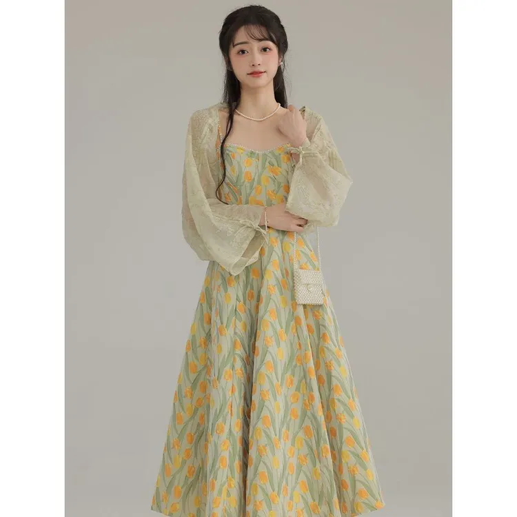 油画吊带裙套装女2024夏新款文艺复古碎花裙+开衫外搭显瘦两件套