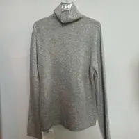 灰色秋冬女薄款修身型休闲羊毛衫常规款堆堆领