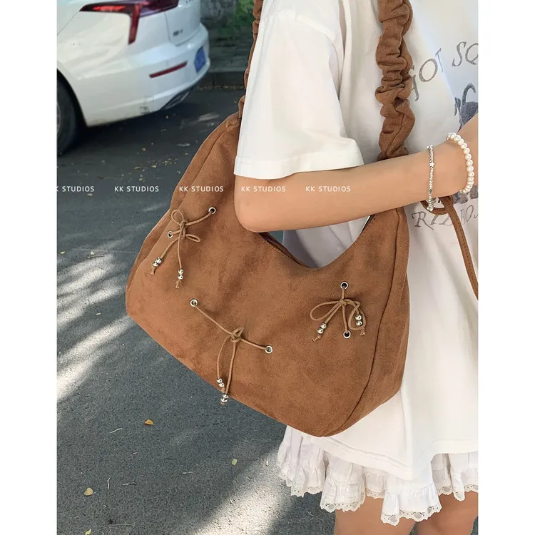 慵懒风包包女款爆款2025新款秋冬复古通勤腋下包百搭大容量单肩包