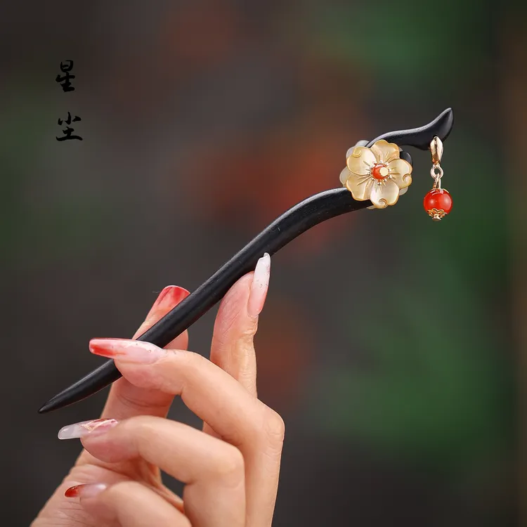 深海黄蝶贝发簪正宗檀木发簪双面新年喜庆花开富贵日常盘发手工