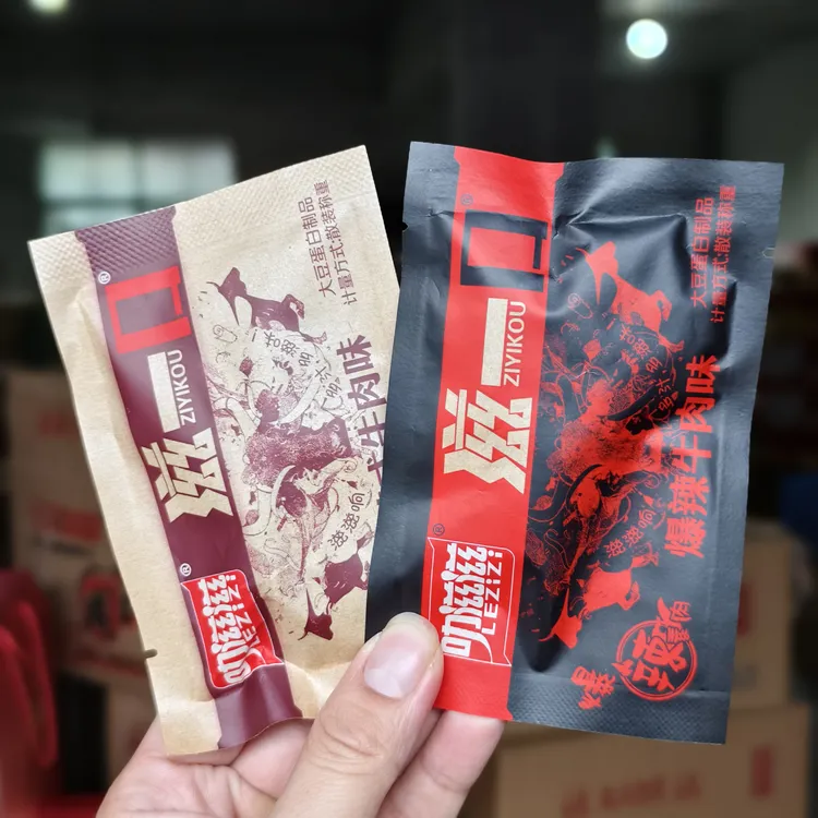 滋一口韩式素牛肉零食爆辣大豆素肉肥牛味儿时怀旧校园解馋小吃