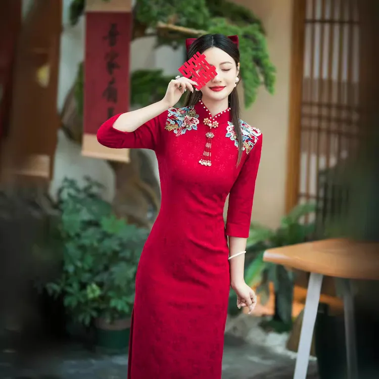 蕾丝旗袍敬酒服新娘酒红色中式结婚订婚礼服连衣裙女回门便装秋季