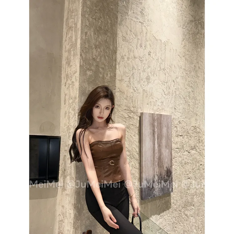 Crainfull【美式甜心】性感紧身假腰带pu皮一字肩抹胸小上衣