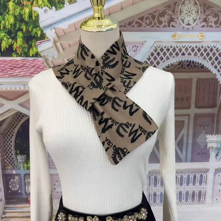 可放暖宝宝新款德绒带兜护颈围脖防寒百搭脖套防风保暖围巾护颈