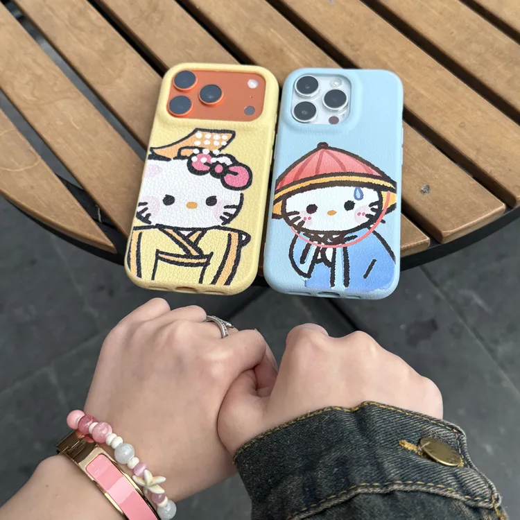 凯蒂大王与KT太监适用苹果17/16皮纹手机壳华为P70vivo小米oppo套