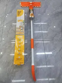 彩盒装外贸长杆喷水拖把（长度130cm）