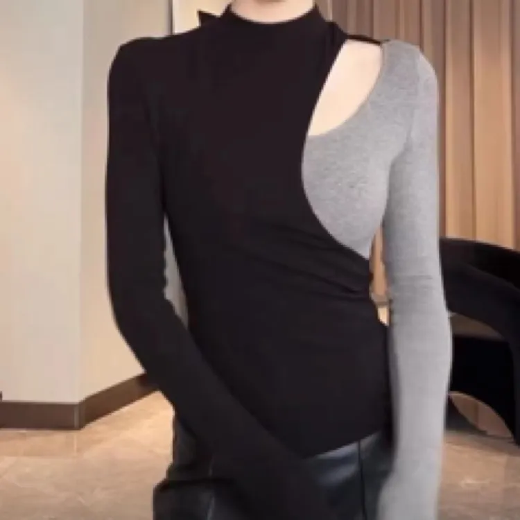 时尚气质撞色拼接长袖T恤秋冬新款修身显瘦设计打底2025上衣