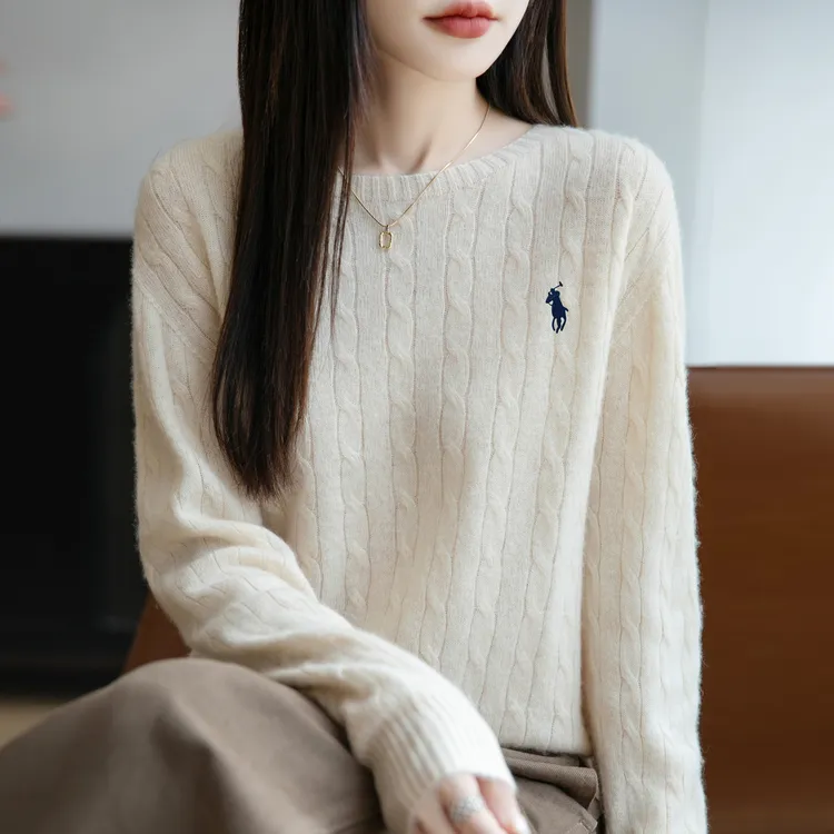 小马刺绣一线成衣毛衫女圆领宽松大码毛衣秋冬针织内搭打底衫