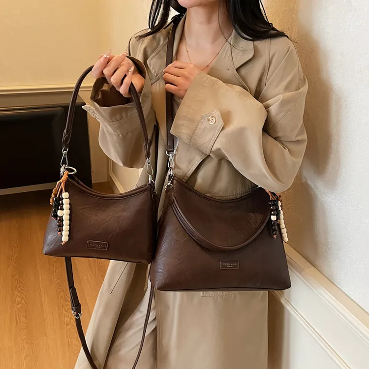 慵懒风单肩托特包包女2025秋冬新款韩版时尚斜挎包洋气潮百搭轻奢