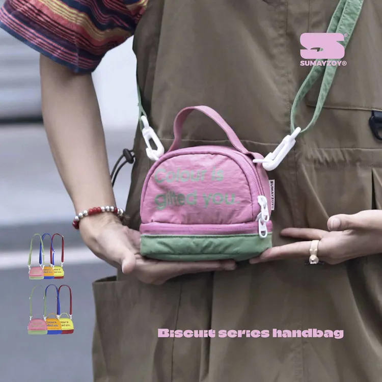 SUMAYZOY斜挎包多巴胺洗漱化妆收纳包拼色单肩手提包保龄球包挎包