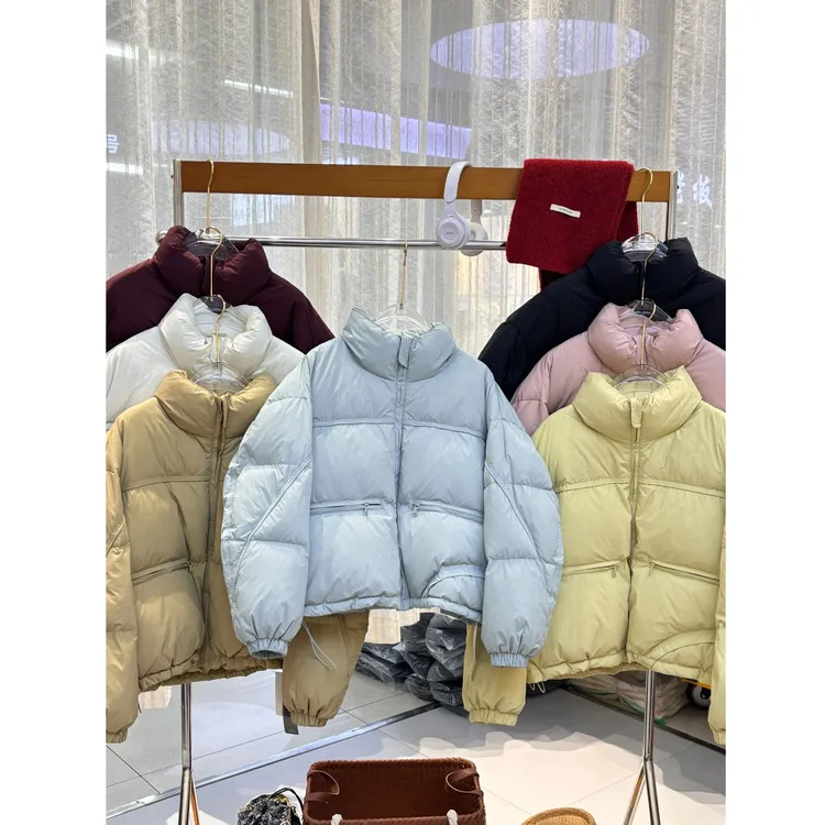 90%白鹅绒保暖大朵绒防钻绒户外防泼水宽松女款羽绒服外套